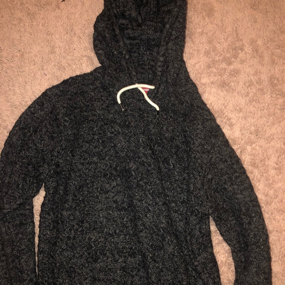 Knit sweatshirt